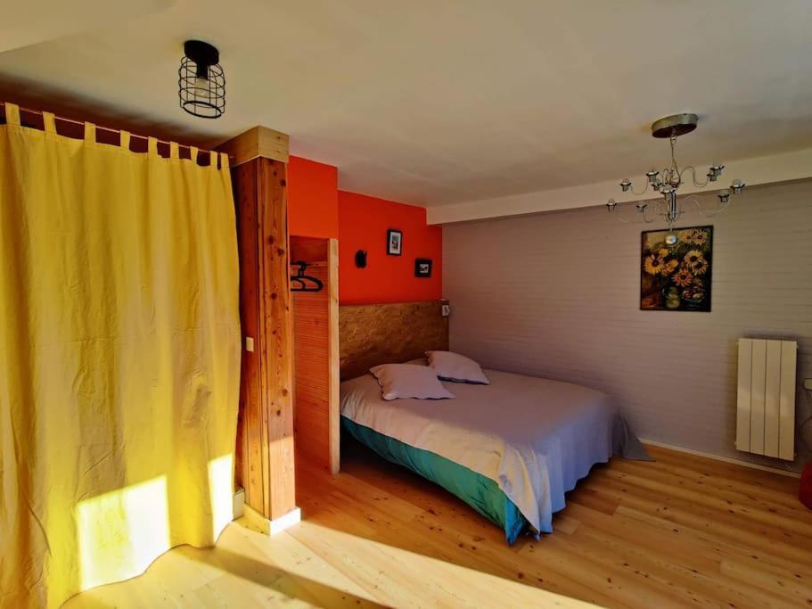 Chalet Ailleurs Appartement A Molines En Queyras Exterior photo